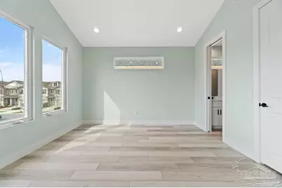 1180 W Intendencia St, Pensacola, FL 32502 - Photo 9