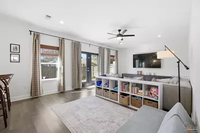 2279 Hadleigh Hills Ct, Navarre, FL 32566 - Photo 11