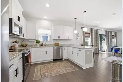 2279 Hadleigh Hills Ct, Navarre, FL 32566 - Photo 7