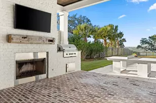 518 Navy Cove Blvd, Gulf Breeze, FL 32561 - Photo 49