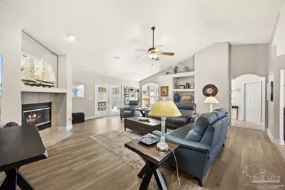 1542 Woodlawn Way, Gulf Breeze, FL 32563 - Photo 17