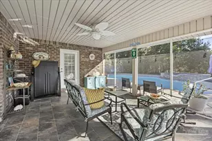 1542 Woodlawn Way, Gulf Breeze, FL 32563 - Photo 43