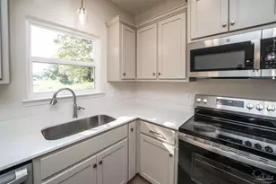 5597 Crestwood Dr, Milton, FL 32583 - Photo 9