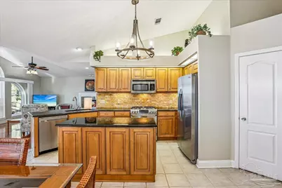 5088 Keystone Dr, Gulf Breeze, FL 32563 - Photo 13