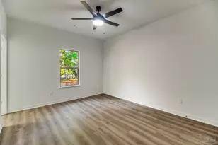 1000 W Yonge St, Pensacola, FL 32501 - Photo 7