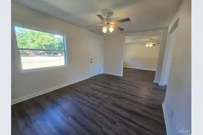 517 Chaseville St, Pensacola, FL 32507 - Photo 7