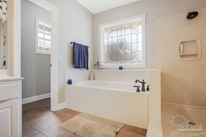 5296 Woodlake Tr, Gulf Breeze, FL 32563 - Photo 13