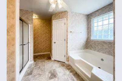 2533 Jibe Dr, Pensacola, FL 32507 - Photo 9