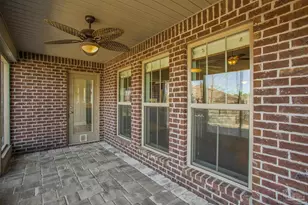 2470 Bentley Oaks Dr, Cantonment, FL 32533 - Photo 37