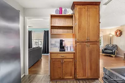 209 2nd St, Niceville, FL 32578 - Photo 9