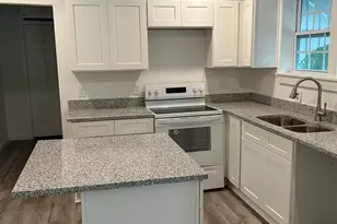 911 W Government St, Pensacola, FL 32502 - Photo 9