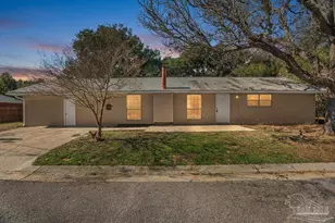 4977 Sanchez Ln, Pensacola, FL 32507 - Photo 7