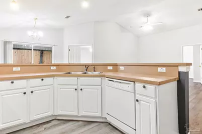 1523 Galvin Ave, Pensacola, FL 32526 - Photo 5