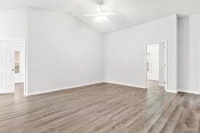 1523 Galvin Ave, Pensacola, FL 32526 - Photo 3