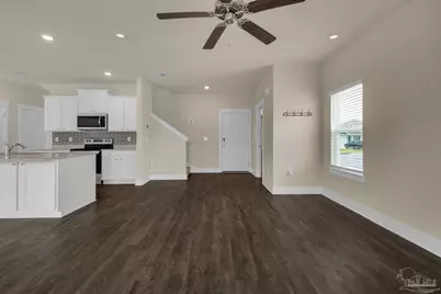 5865 Danbury Blvd, Pace, FL 32571 - Photo 5