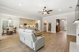 5665 Oak Hvn Ln, Gulf Breeze, FL 32563 - Photo 9