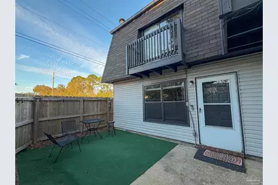2301 W Michigan Ave #8, Pensacola, FL 32526 - Photo 1