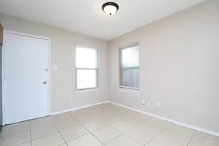 401 Cornwall Cir, Pensacola, FL 32514 - Photo 5