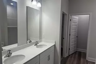 8057 Fir Tree Dr, Milton, FL 32583 - Photo 11