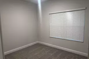 8057 Fir Tree Dr, Milton, FL 32583 - Photo 15