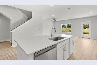 5643 Clarity St, Milton, FL 32570 - Photo 7