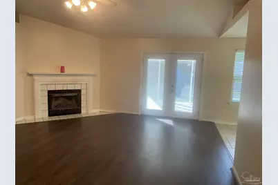 6831 Community Dr, Pensacola, FL 32526 - Photo 13