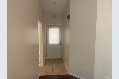 6831 Community Dr, Pensacola, FL 32526 - Photo 11