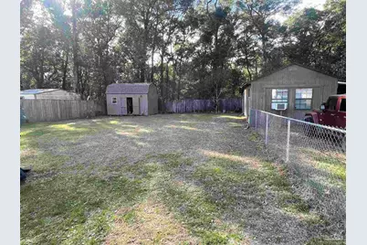 6831 Community Dr, Pensacola, FL 32526 - Photo 15