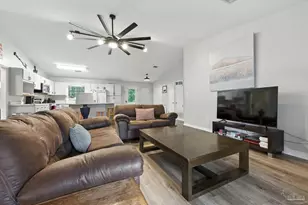 6913 Sea Shark Cir, Navarre, FL 32566 - Photo 39