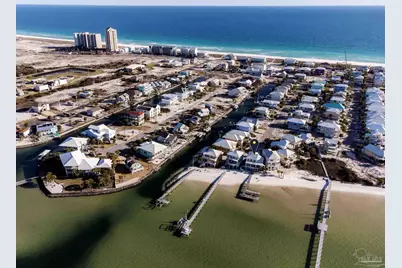 1444 Homeport Dr, Navarre Beach, FL 32566 - Photo 57