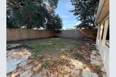 6931 Falcon Dr, Pensacola, FL 32526 - Photo 13