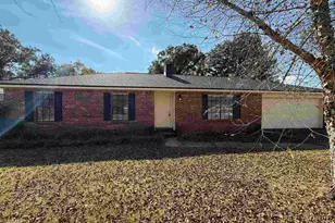 6931 Falcon Dr, Pensacola, FL 32526 - Photo 17