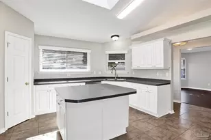 512 Batten Blvd, Pensacola, FL 32507 - Photo 11