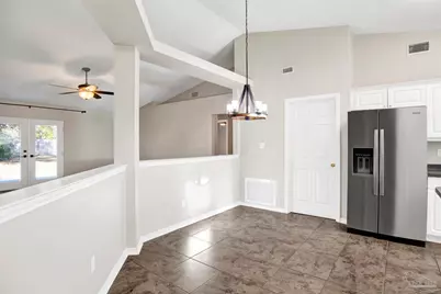 512 Batten Blvd, Pensacola, FL 32507 - Photo 9