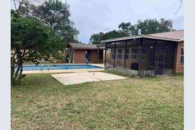 5517 Sun Valley Dr, Pensacola, FL 32505 - Photo 13