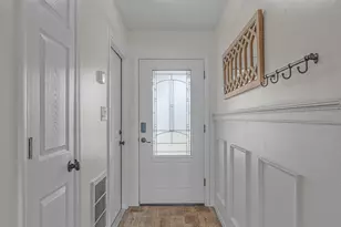 2285 Estate Cir, Navarre, FL 32566 - Photo 7