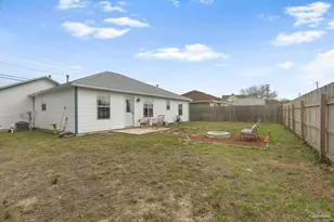 2285 Estate Cir, Navarre, FL 32566 - Photo 39