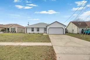 2285 Estate Cir, Navarre, FL 32566 - Photo 3