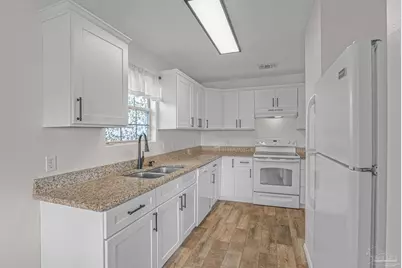 2285 Estate Cir, Navarre, FL 32566 - Photo 23