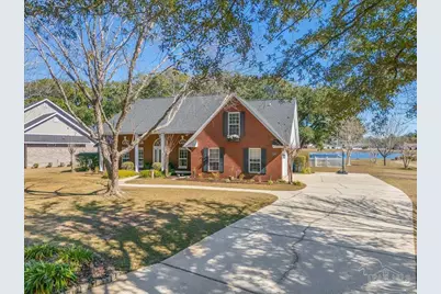 5684 Dunbar Cir, Milton, FL 32583 - Photo 3