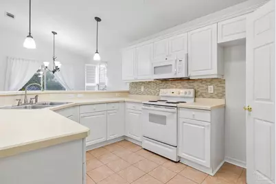 1108 Simpson St, Pensacola, FL 32526 - Photo 11