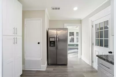 505 S 1st St, Pensacola, FL 32507 - Photo 17