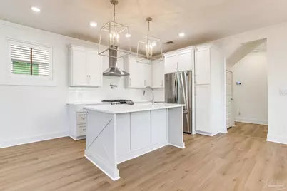 941 W Wright St, Pensacola, FL 32501 - Photo 9