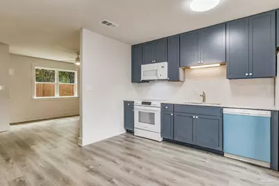 7203 Mobile Hwy #B, Pensacola, FL 32526 - Photo 5