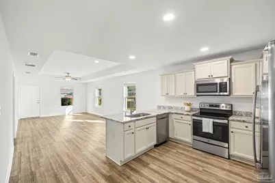 609 E Fisher, Pensacola, FL 32503 - Photo 9