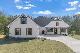 5806 Highland Lake Dr, Milton, FL 32583 - Photo 3