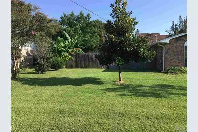 6852 Lake Joanne Dr, Pensacola, FL 32506 - Photo 5