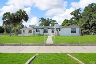 1301 W Lee St, Pensacola, FL 32501 - Photo 1
