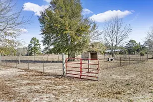 5278 Santa Gertrudas Dr, Milton, FL 32583 - Photo 5