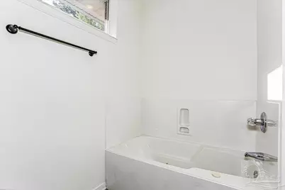 4118 Oak Pointe Dr, Gulf Breeze, FL 32563 - Photo 21